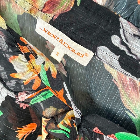 Jade & Cloud Sheer Button up Floral, Ruffle Black Bodysuit,  Size Small - Picture 6 of 15